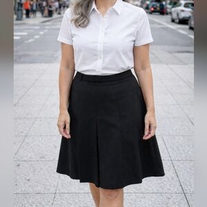 🌞 Classic Full Skirt with Front Pleats - size Large